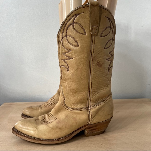 Golden Retriever Shoes - Golden Retriever Tan Leather Cowboy Boots Women's Size 8 Coastal Cowgirl Western